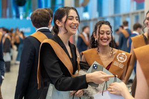 Acto graduaci&oacute;n