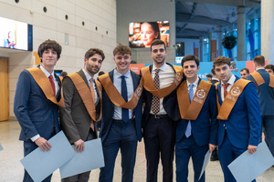 Acto graduaci&oacute;n