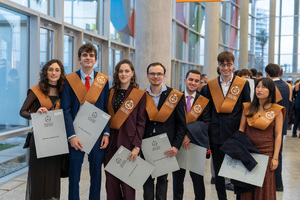 Acto graduaci&oacute;n