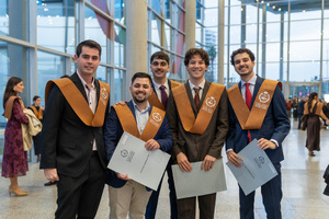 Acto graduaci&oacute;n