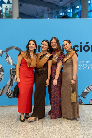 Acto graduaci&oacute;n