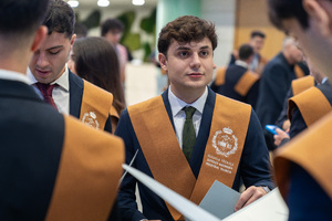 Acto graduaci&oacute;n