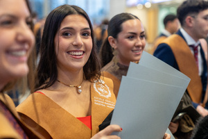 Acto graduaci&oacute;n