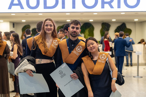 Acto graduaci&oacute;n