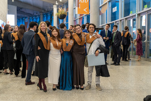 Acto graduaci&oacute;n