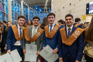 Acto graduaci&oacute;n