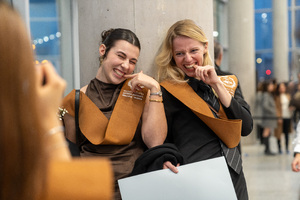 Acto graduaci&oacute;n