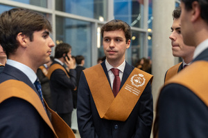 Acto graduaci&oacute;n