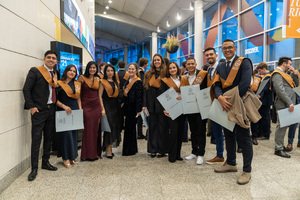 Acto graduaci&oacute;n