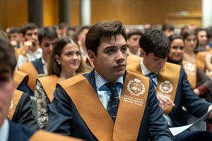 Acto graduaci&oacute;n