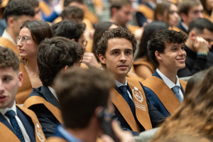 Acto graduaci&oacute;n