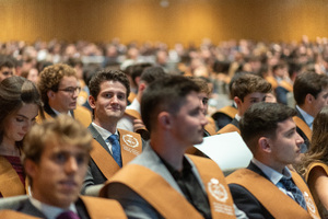 Acto graduaci&oacute;n