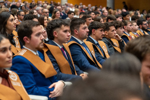Acto graduaci&oacute;n