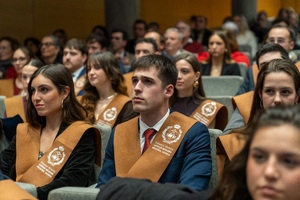 Acto graduaci&oacute;n