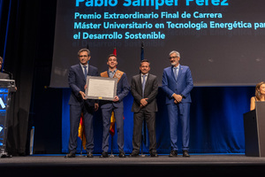 Acto graduaci&oacute;n