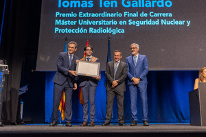 Acto graduaci&oacute;n