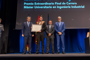 Acto graduaci&oacute;n