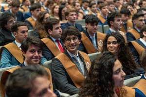 Acto graduaci&oacute;n