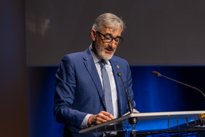 Acto graduaci&oacute;n