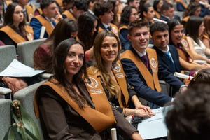 Acto graduaci&oacute;n