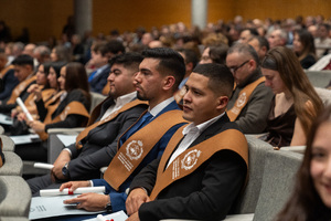 Acto graduaci&oacute;n