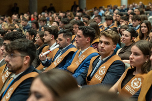 Acto graduaci&oacute;n
