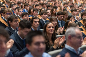 Acto graduaci&oacute;n